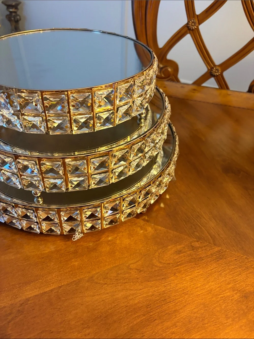 Gorgeous 3-Tier Crystal Mirrored Cake Stand